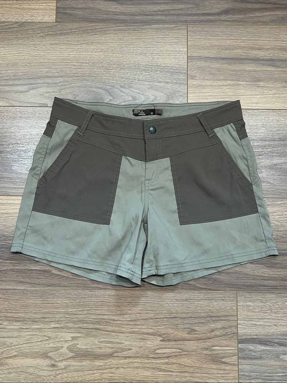 Prana Asha Shorts in Tan/Brown Colorblock Size 10